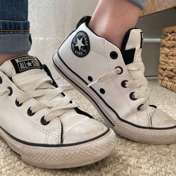 Kids white Converse hightop - Picture 1 of 8